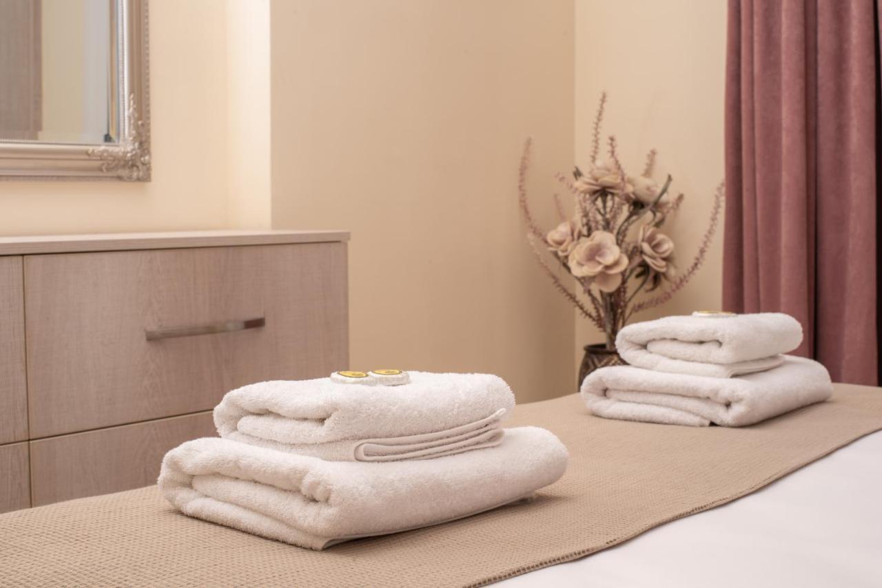 Mironia Apartment Heraklion  Bagian luar foto