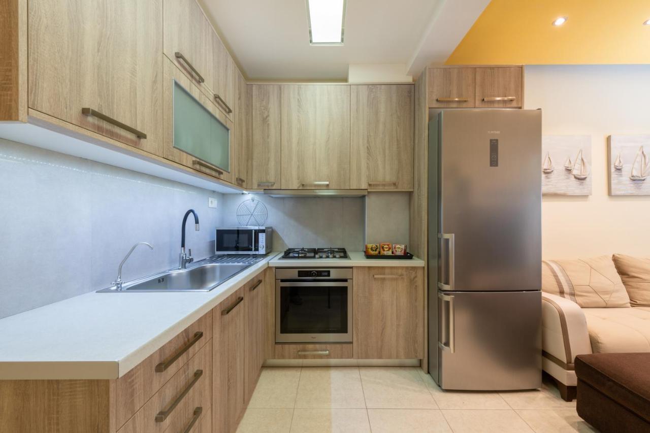 Mironia Apartment Heraklion  Bagian luar foto