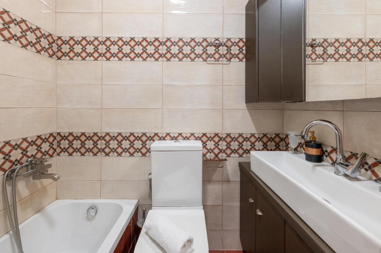Mironia Apartment Heraklion  Bagian luar foto