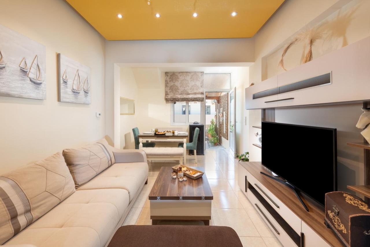 Mironia Apartment Heraklion  Bagian luar foto